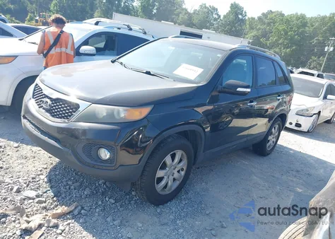 2011 Kia Sorento Lx z USA, uszkodzony, nr VIN 5XYKT4A1XBG078989